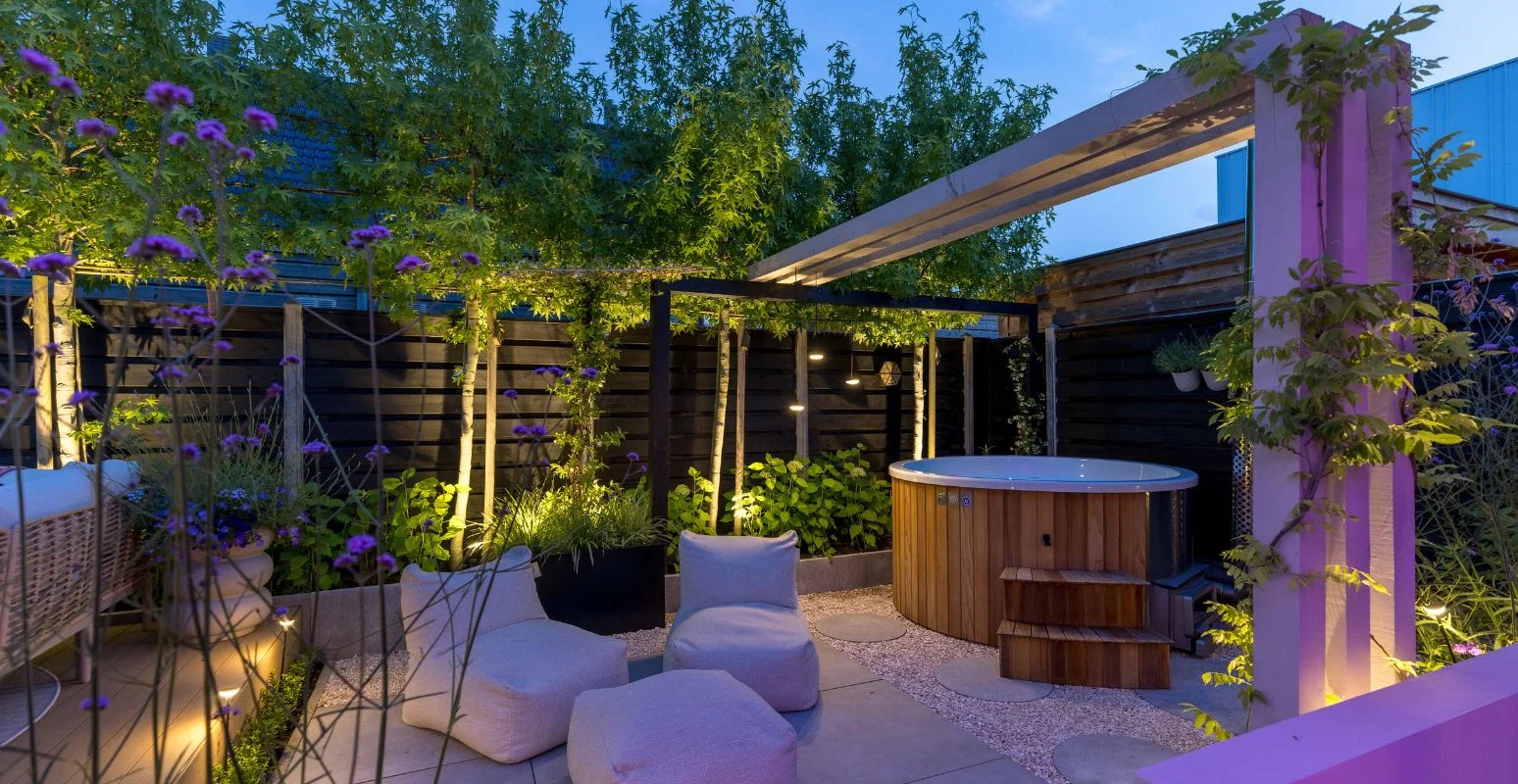 Gerealiseerde in-lite tuin in Borne: sfeerbeeld 1